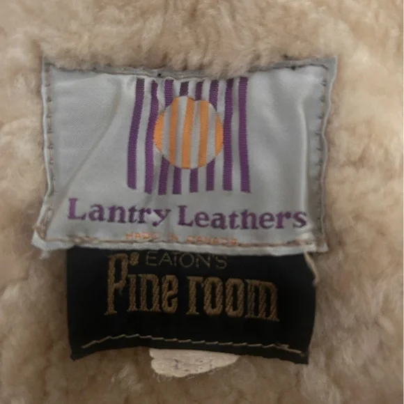 Vintage shearling jacket - Picture 3 of 3